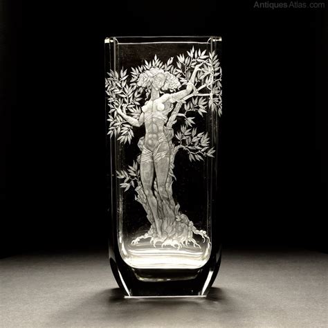 Naked lady vase